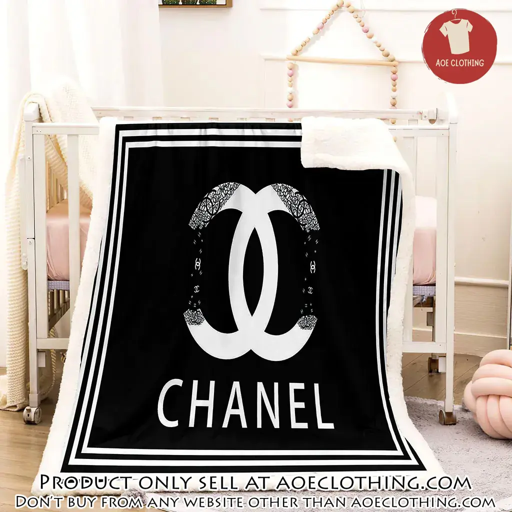 Chanel white logo black luxury brand premium blanket fleece home decor aoe0838230